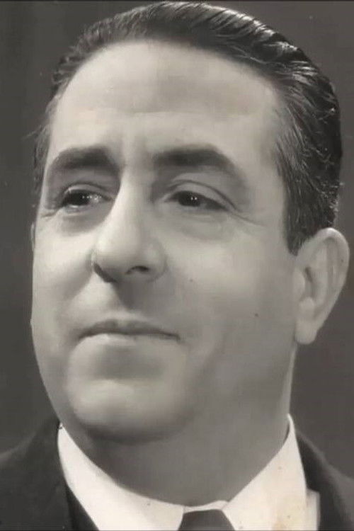 Photo of Luis Villasiul