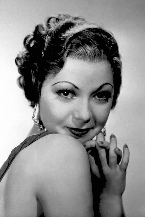 Photo of Steffi Duna