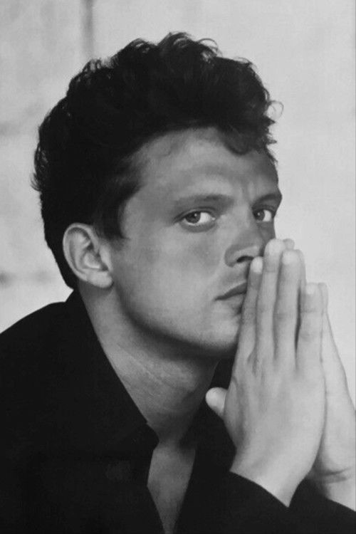 Photo of Luis Miguel