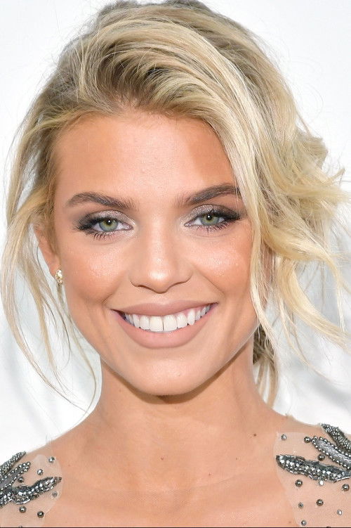 Photo of AnnaLynne McCord
