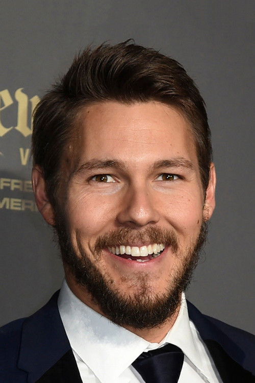 Photo of Scott Clifton