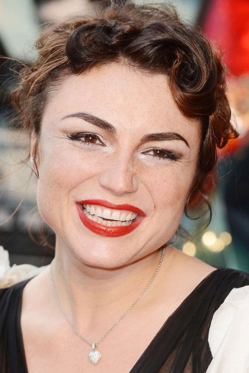 Photo of Lois Winstone