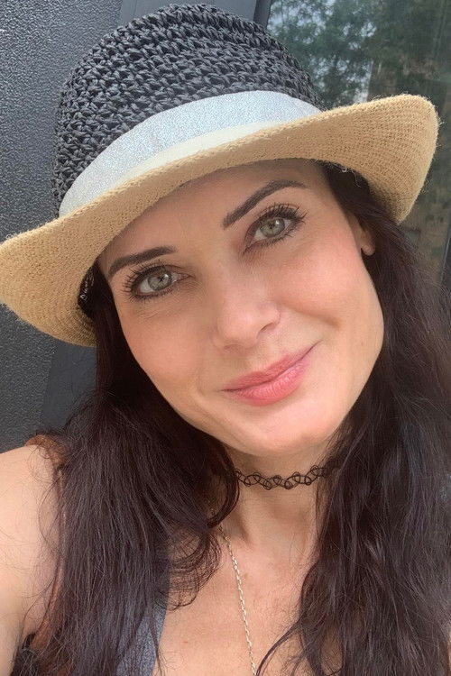 Photo of Luciana Hirono