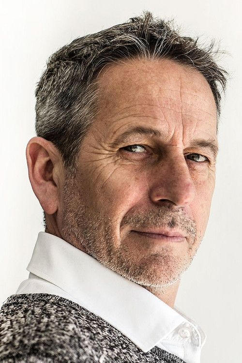 Photo of Alfredo Castro