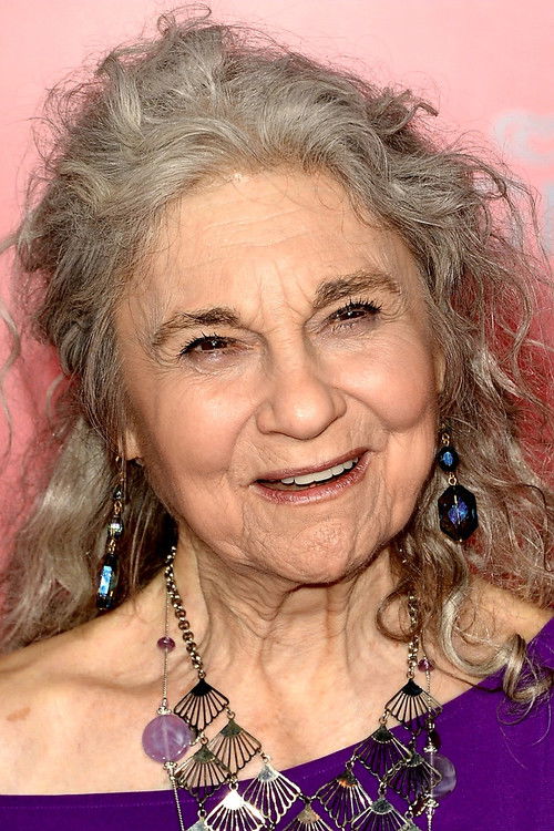 Photo of Lynn Cohen