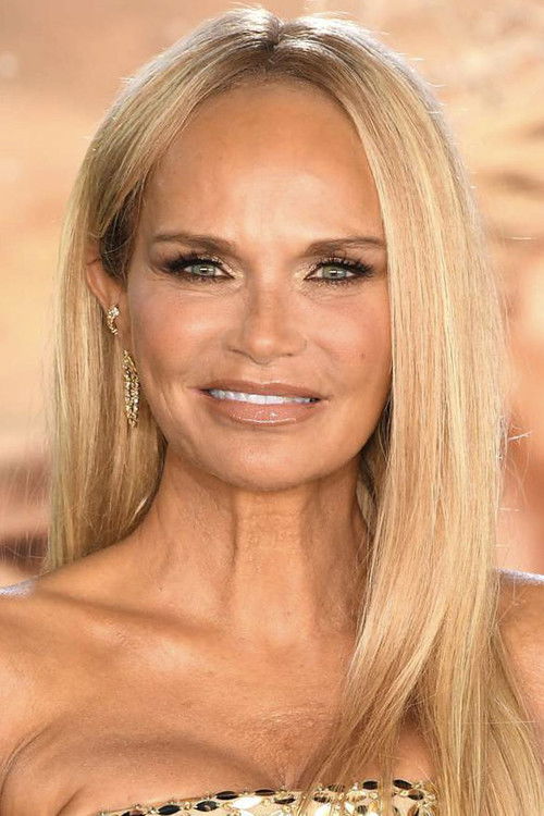 Photo of Kristin Chenoweth