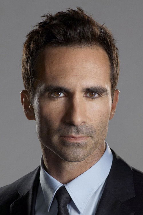 Photo of Nestor Carbonell