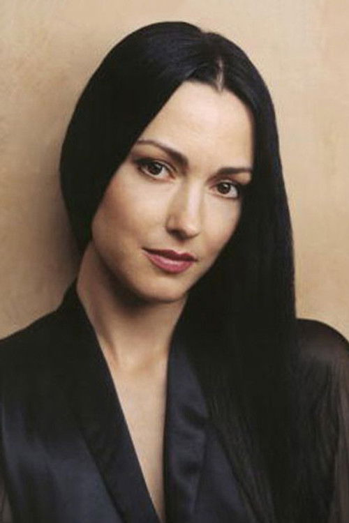 Photo of Julie Dreyfus