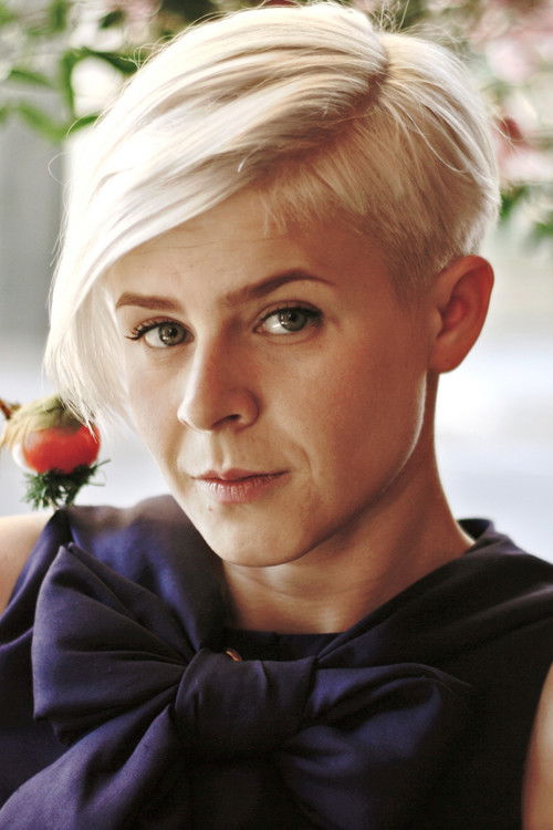 Photo of Robyn