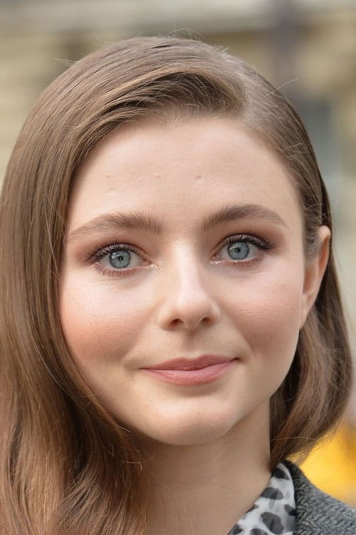 Photo of Thomasin McKenzie