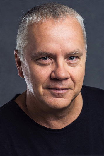 Photo of Tim Robbins