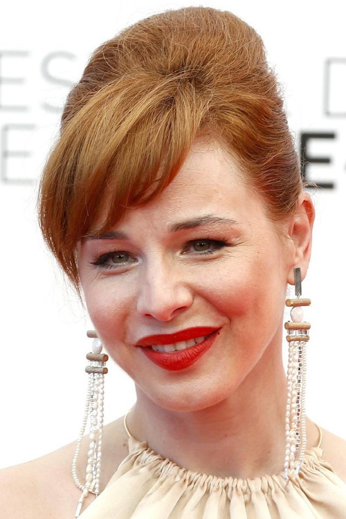 Photo of Eszter Ónodi