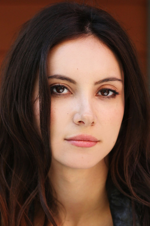 Photo of Samantha Robinson