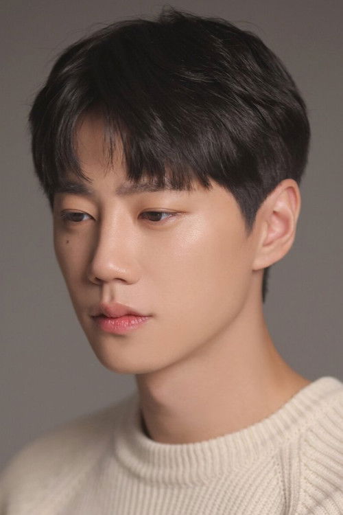 Photo of Lee Jun-young