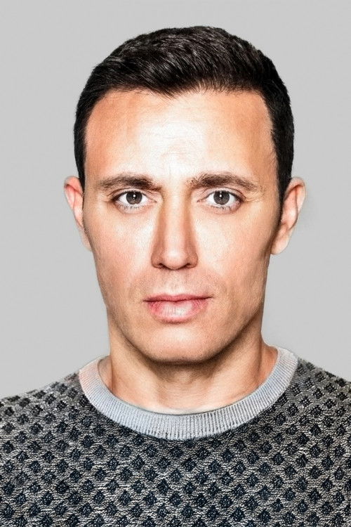 Photo of Mustafa Sandal