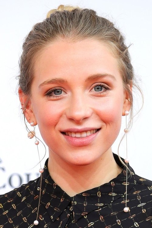 Photo of Lena Klenke