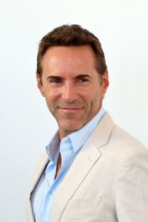 Photo of Alessandro Nivola