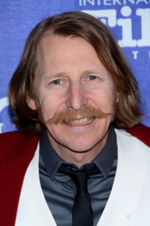 Photo of Lew Temple