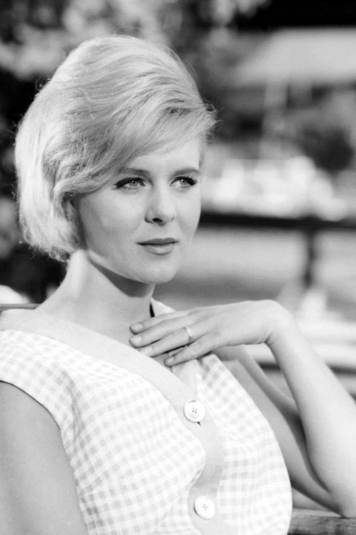 Photo of June Ritchie