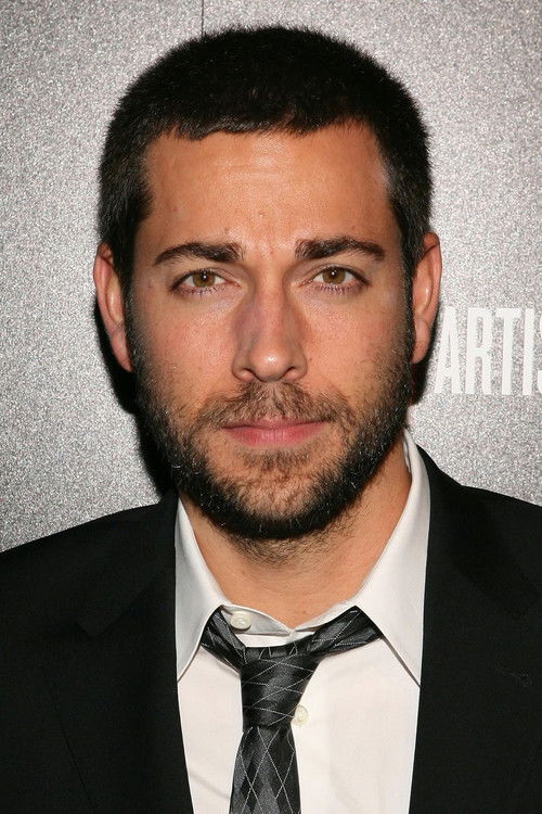 Photo of Zachary Levi