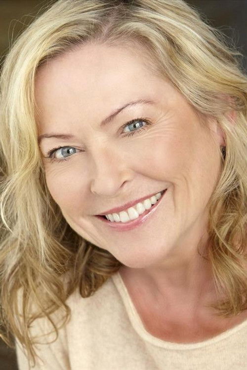 Photo of Lori Hallier