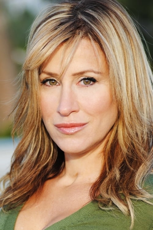Photo of Lisa Ann Walter