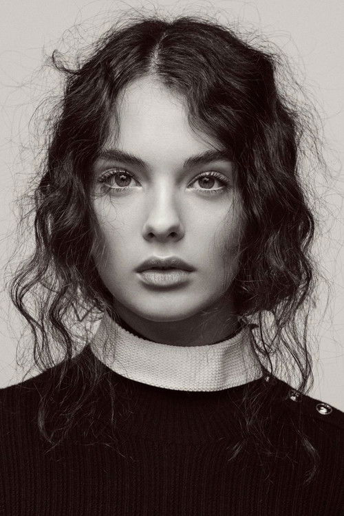 Photo of Deva Cassel