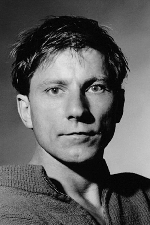 Photo of Simon McBurney