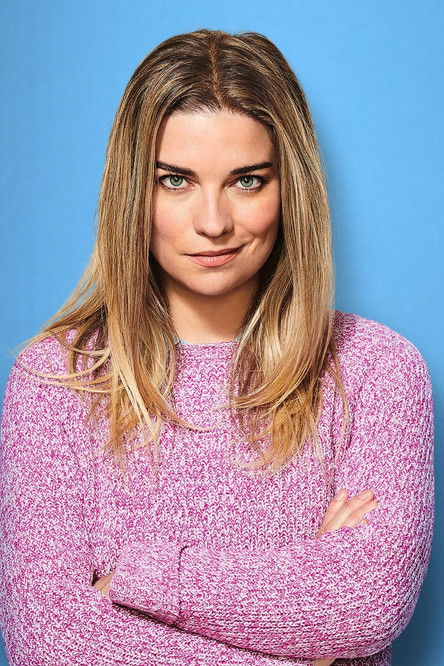 Photo of Annie Murphy