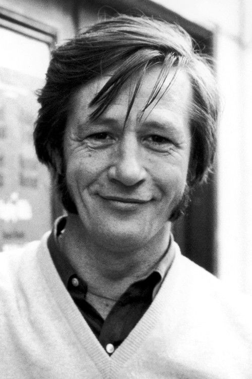 Photo of Alfred Lynch