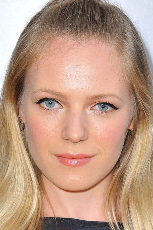 Photo of Emma Bell