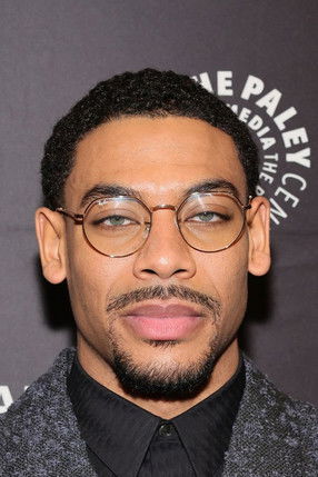 Photo of Aaron Pierre