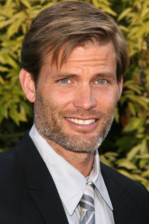 Photo of Casper Van Dien