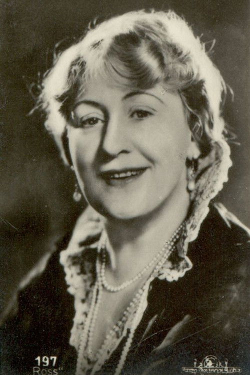 Photo of Julia Serda