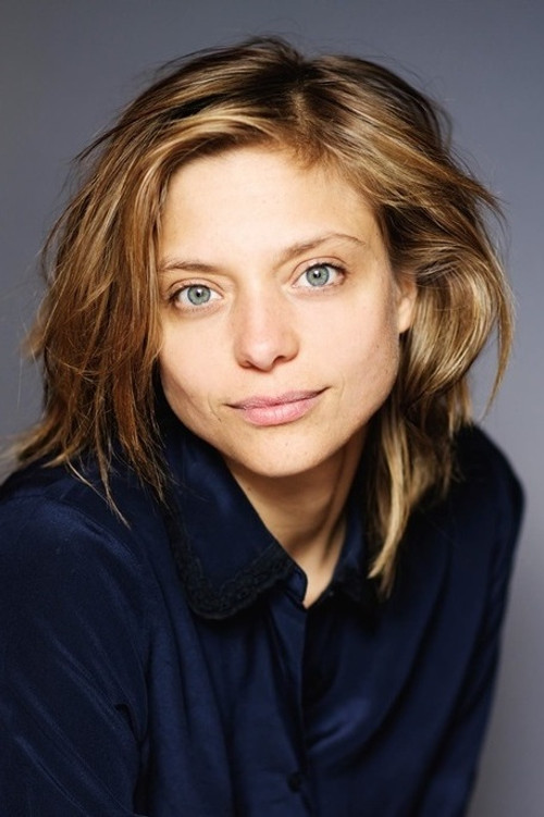 Photo of Lizzie Brocheré