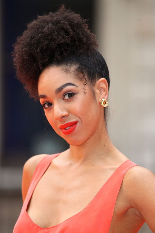 Photo of Pearl Mackie