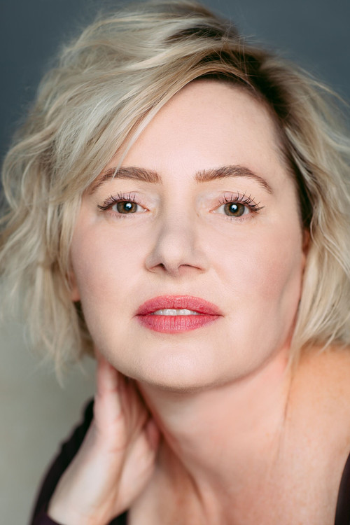 Photo of Victoria Bidewell