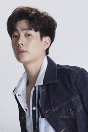 Photo of Jumpol Adulkittiporn