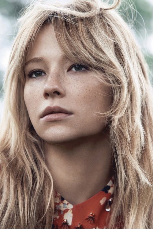Photo of Haley Bennett