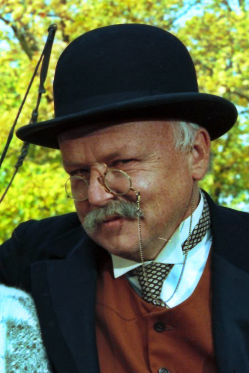 Photo of Marian Opania