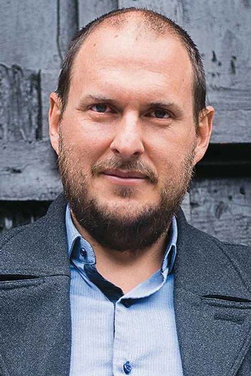 Photo of Andrés Parra