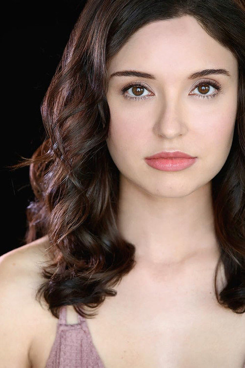 Photo of Mara Hernandez