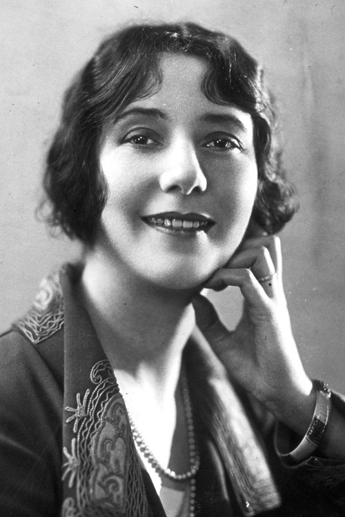 Photo of Lynn Fontanne