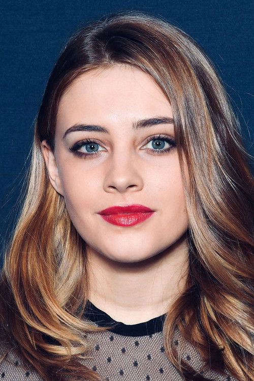 Photo of Josephine Langford