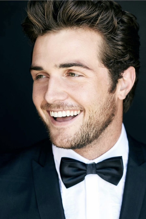 Photo of Beau Mirchoff