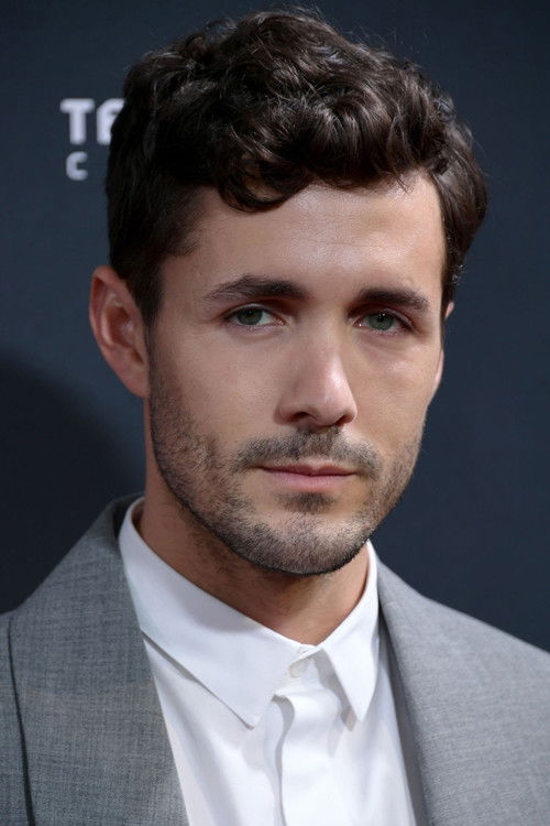 Photo of Jonah Hauer-King