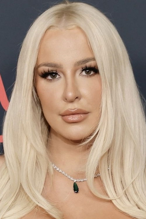 Photo of Tana Mongeau