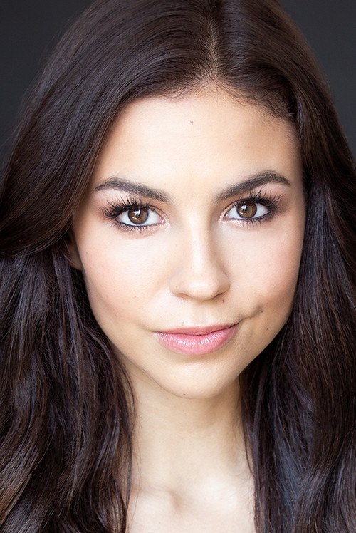 Photo of Joelle Farrow