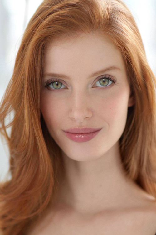 Photo of Claire Friesen