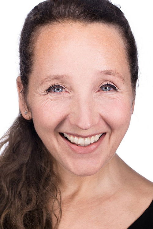 Photo of Linda Elvira